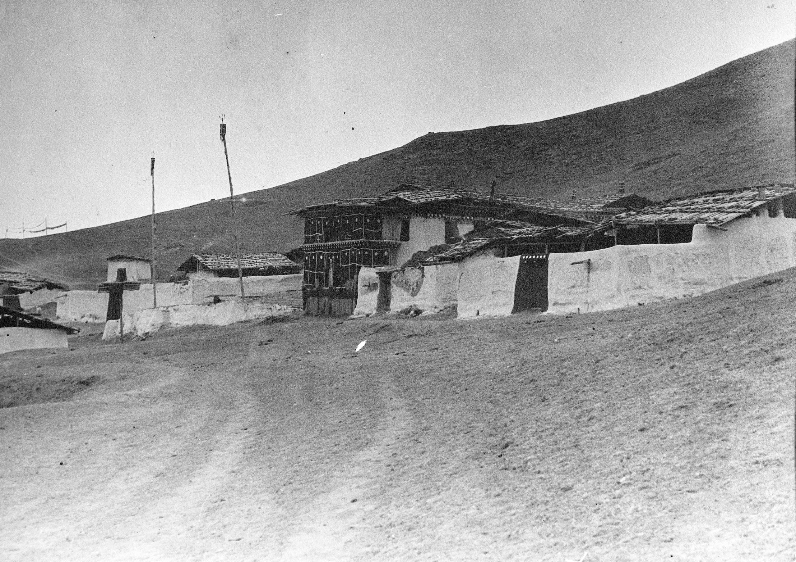 Closer view of Sotsong Gomba